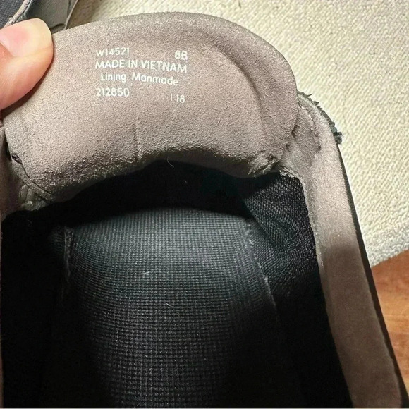 Cole Haan Black Shoes size 8 - Picture 7 of 7